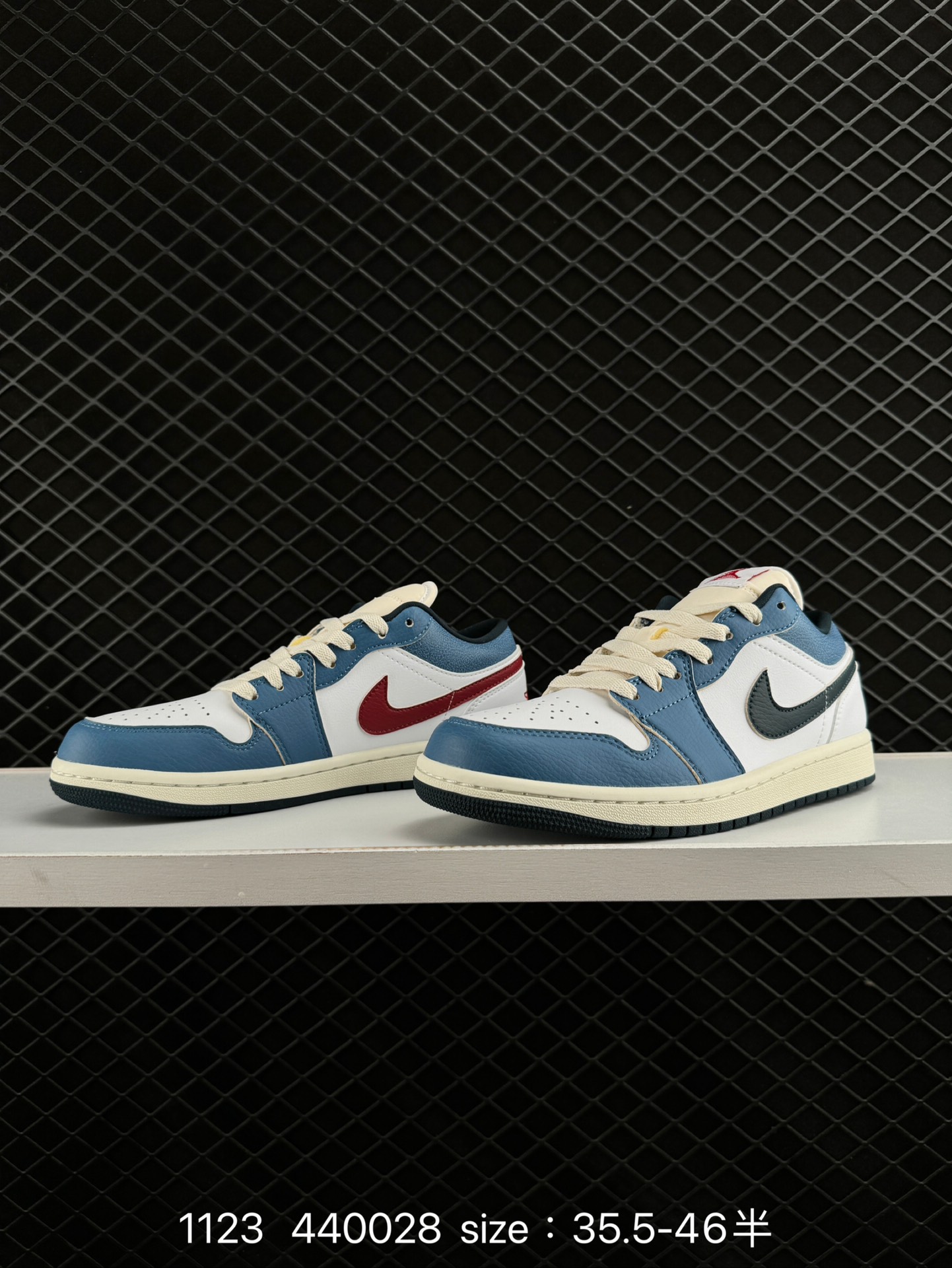 Air Jordan 1 Low AJ1